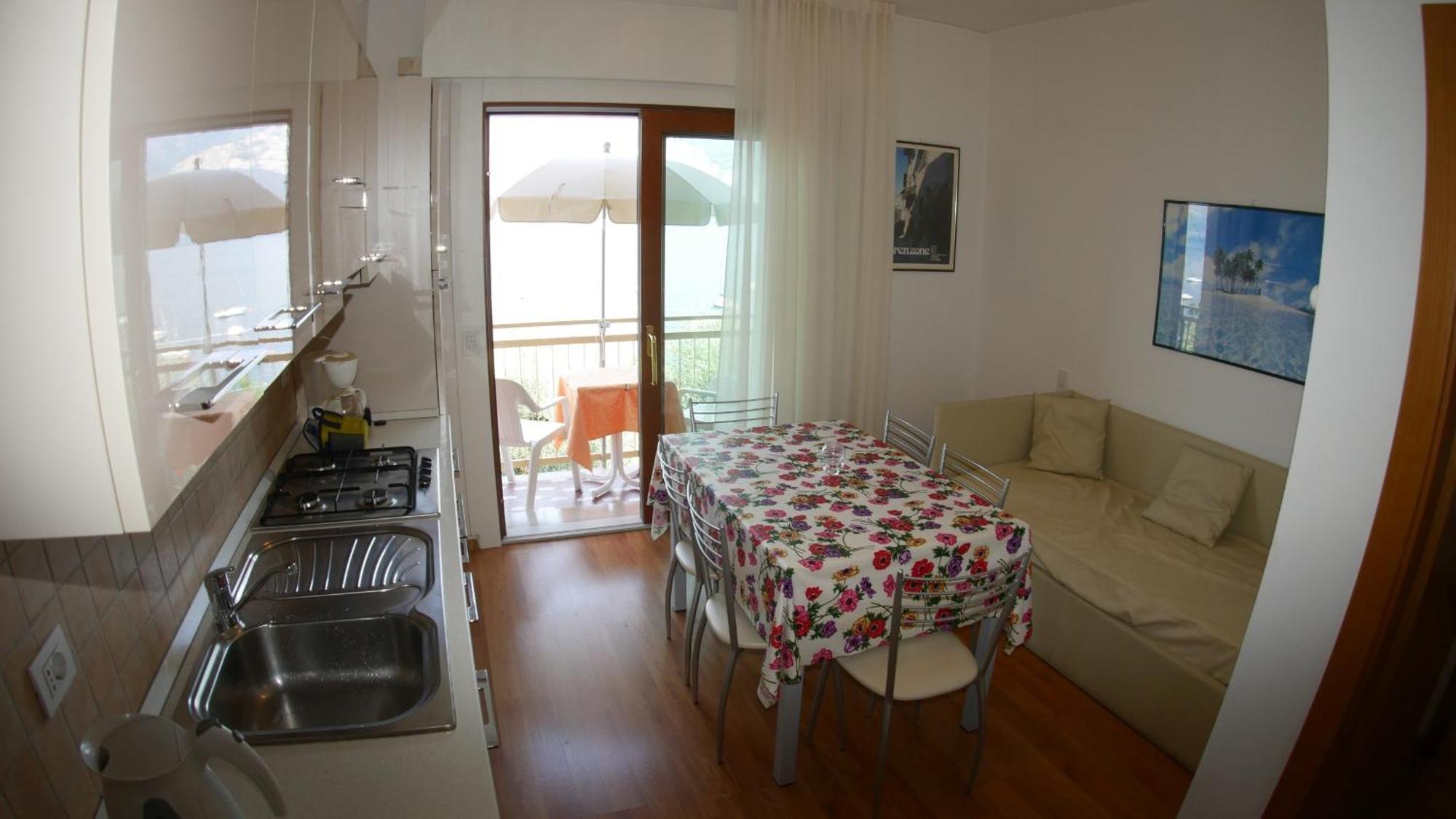Residence Casa Maria Assenza di Brenzone Exterior photo