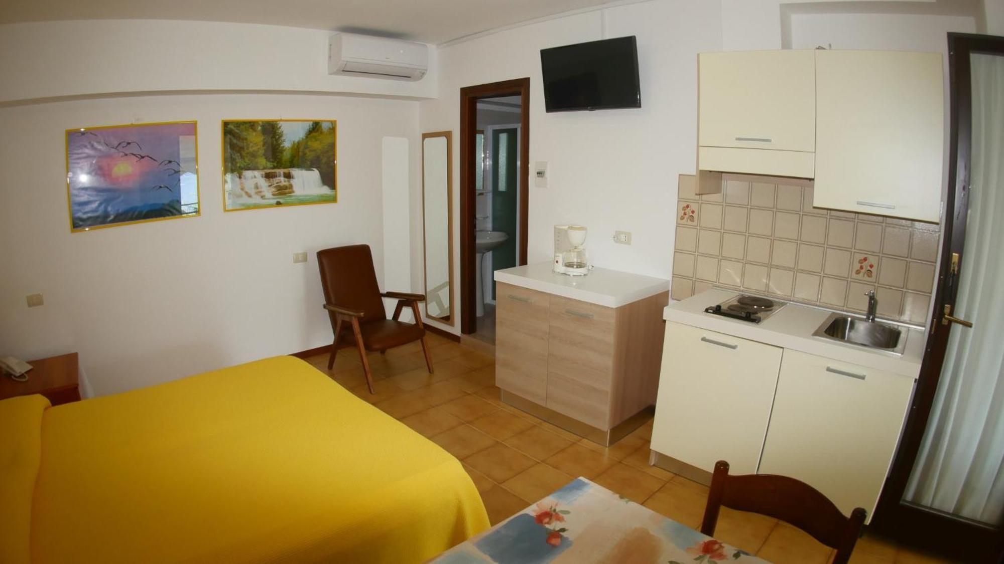 Residence Casa Maria Assenza di Brenzone Exterior photo